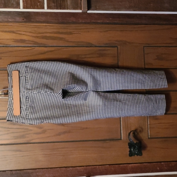 Dress pants - Picture 2 of 2
